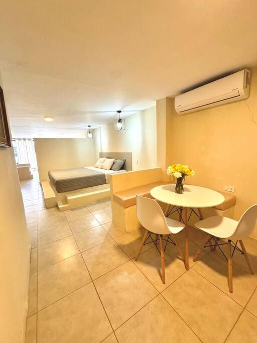 Suite En Exclusiva Urbanizacion Con Piscina Privada มันตา ภายนอก รูปภาพ